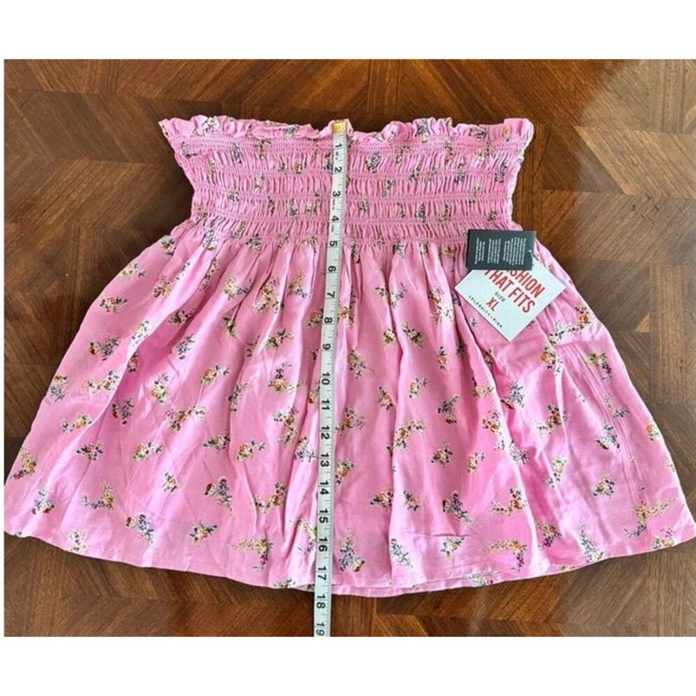 Celebrity Pink Floral Smocked Halter Top Pink Ruffle Stretch NWT XL - Picture 4 of 8